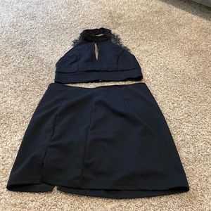 Black two piece cropped set